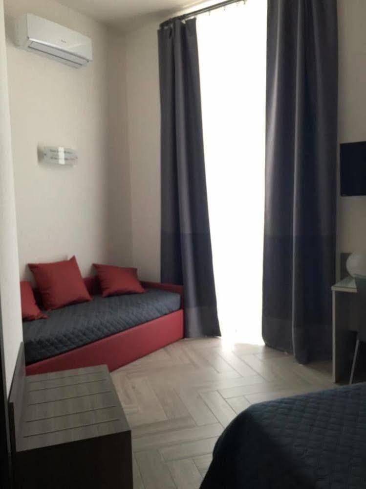 La Dimora Di Garibaldi Bed & Breakfast Napoli Dış mekan fotoğraf