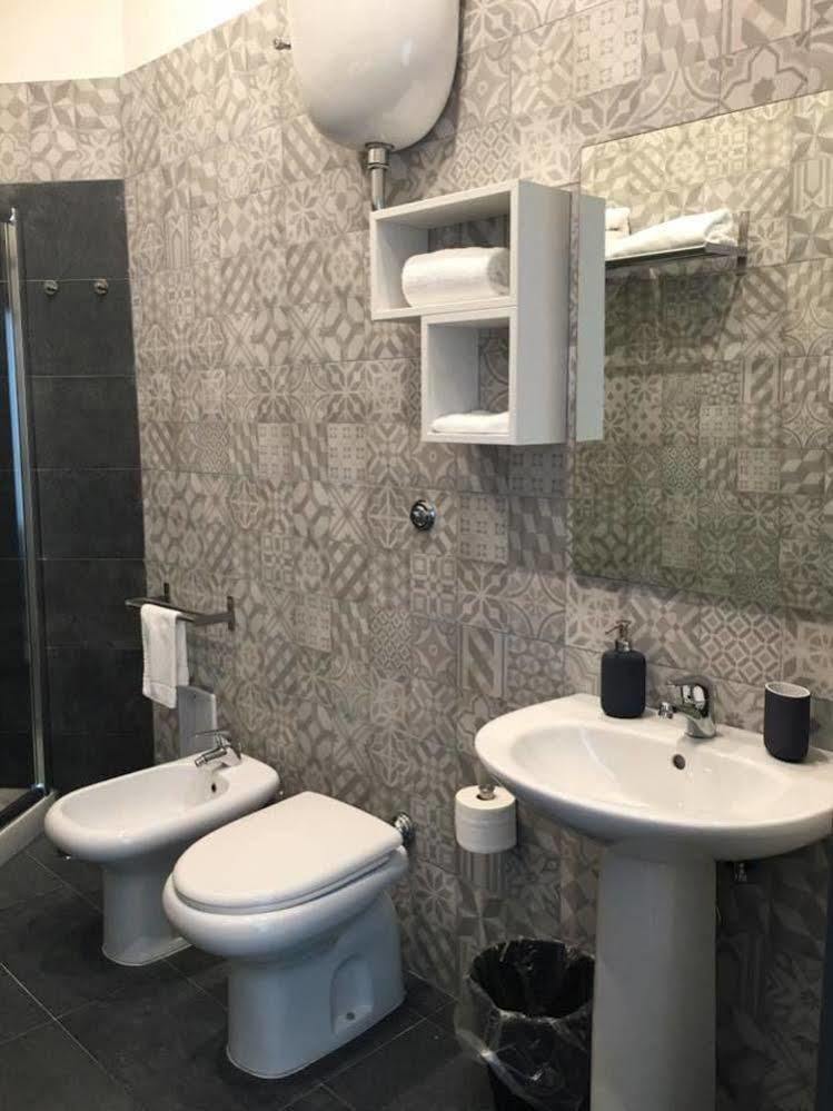 La Dimora Di Garibaldi Bed & Breakfast Napoli Dış mekan fotoğraf